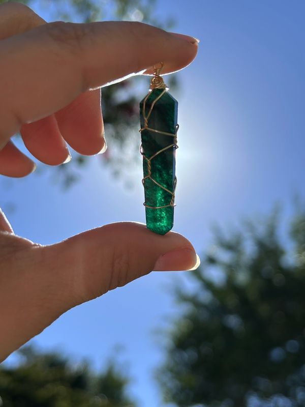 High Grade Green Aventurine (goldy)