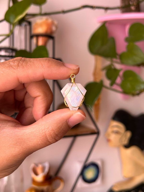 Moonstone Coffin In Copper Wire