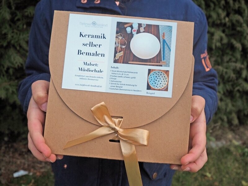 Geschenkbox Müsli Schale Pünktchen Ø15 cm Geschenkbox Müsli Schale Pünktchen Ø15 cm