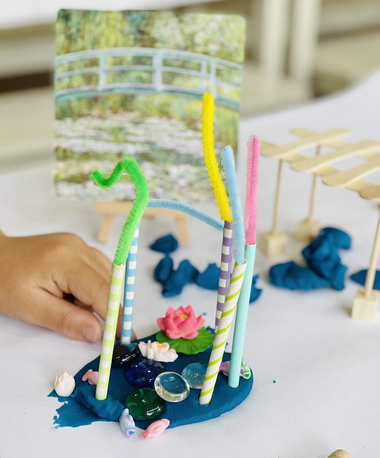 Monet Exploration Sensory Kit