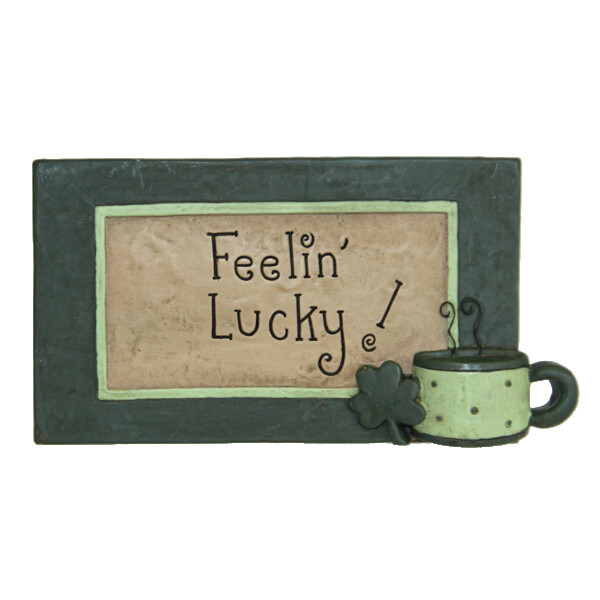 PM09 Feel Lucky Easel