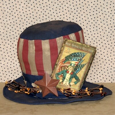 IA205 Uncle Sam Hat with Vintage Postcard
