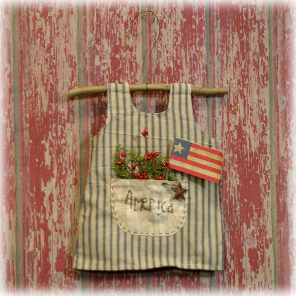 IC03 Amer Dress Hanger