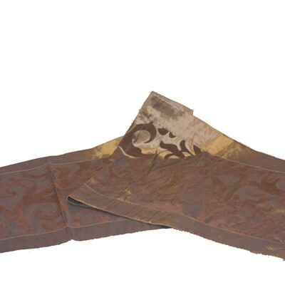KL113 Brown Damask Runner
