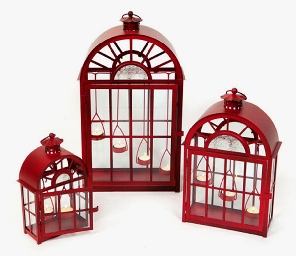 LU138 Red Arched Lantern