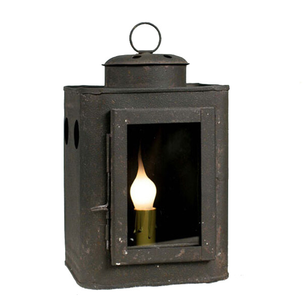 LU162 Vintage Can Lantern