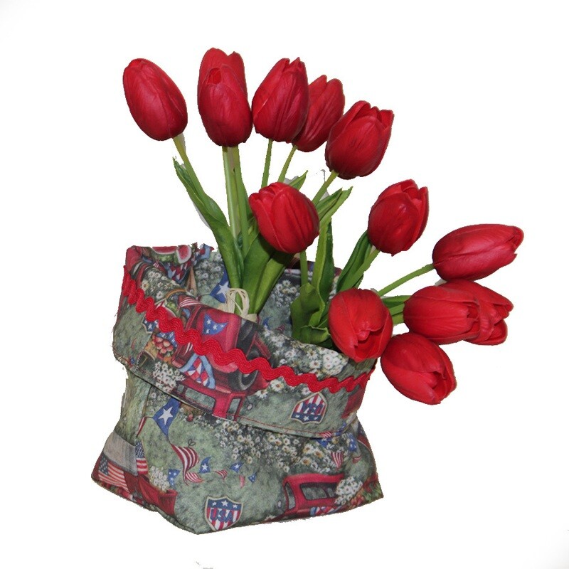 KL822B Red Truck Bag