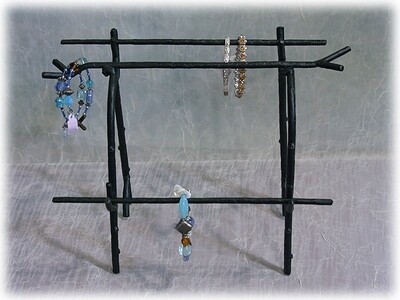 OG061 Metal Twig Jewelry Stand