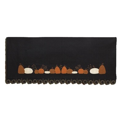 TQ267 Pumpkin Mantelpiece