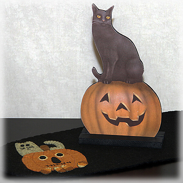 HT678 Black Cat & Jack Table topper
