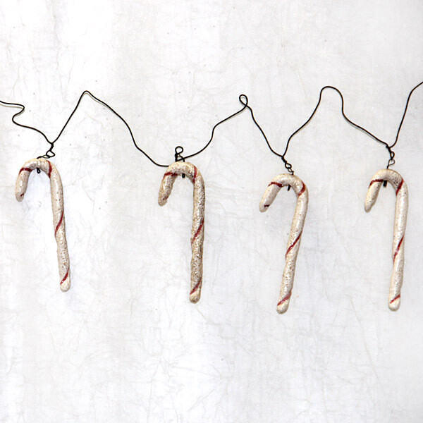 XG037 Resin Candy Cane Garland