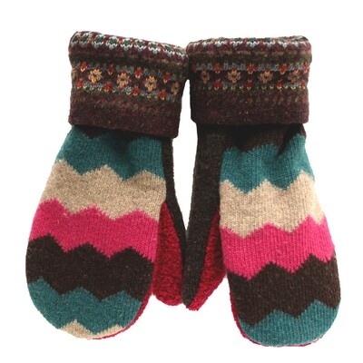 Mittens by Kristi