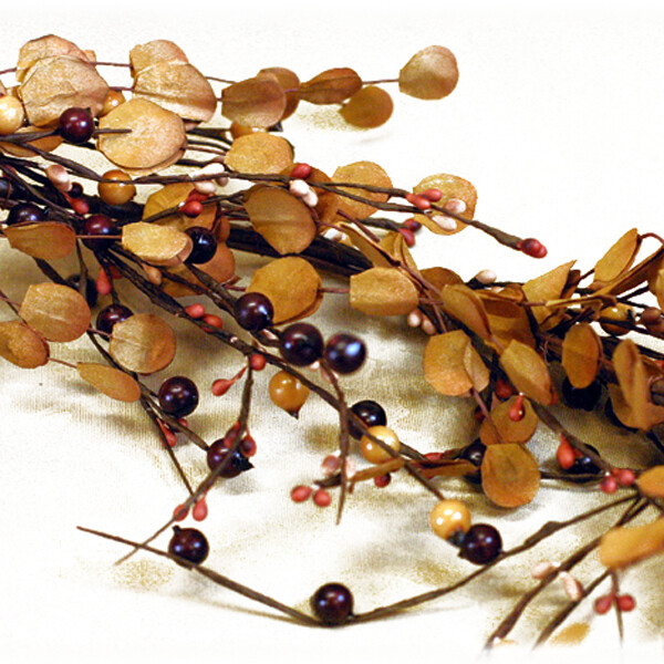 1BF061 Woodberry Garland
