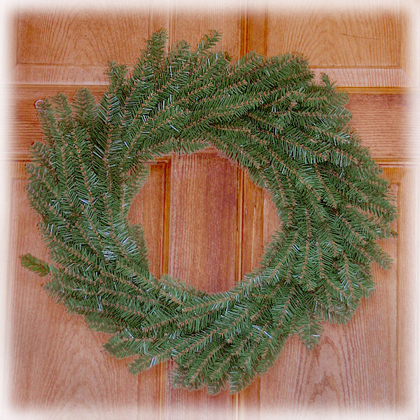 1BW005 Basic Pine Wreath