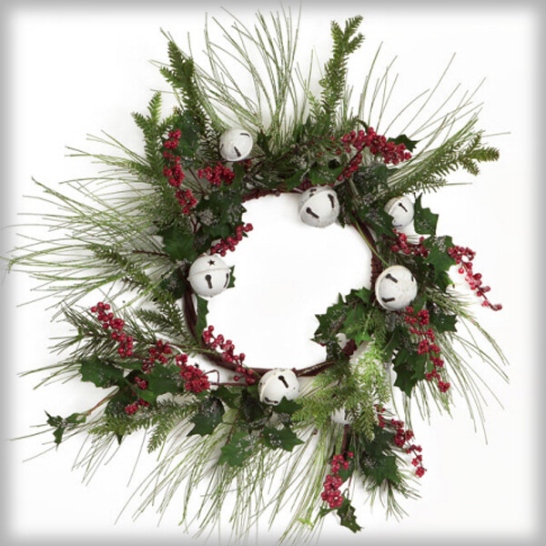 1BW047 Pine berry Bells Wreath