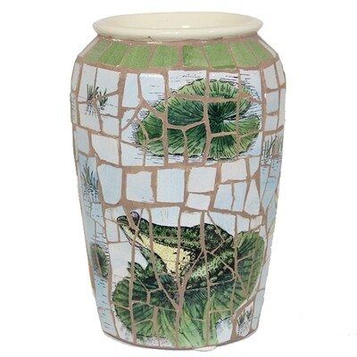GP220V Frog Vase