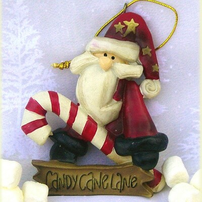 XO157 Marshmellow world Candy Cane Lane