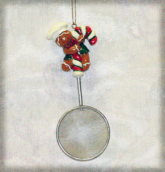 XO123 Gingerbread Utensil Ornie
