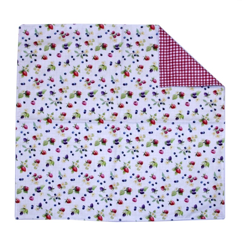 KL854Q Happiness is Homemade Table Square