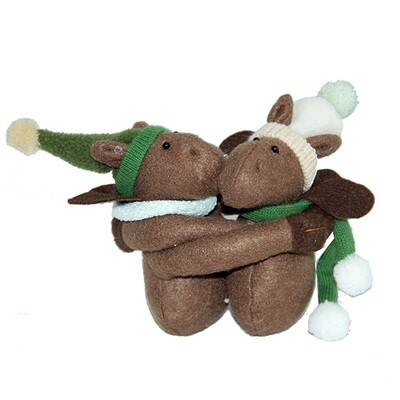 XR154 Larry & Marry Kissin Moose