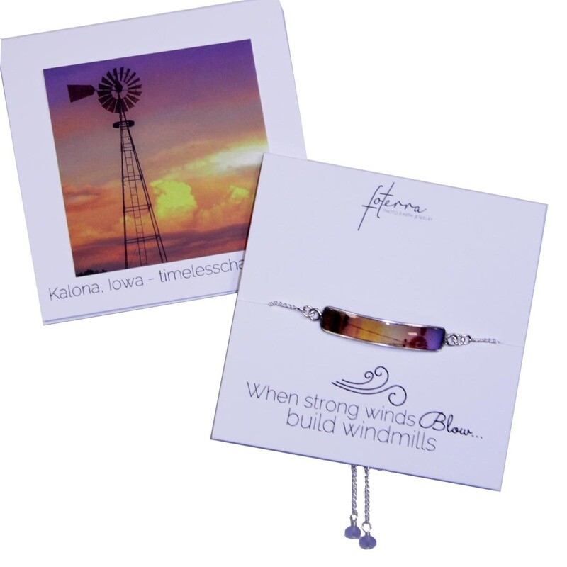 QFOB B GW Windmill Bar Bracelet