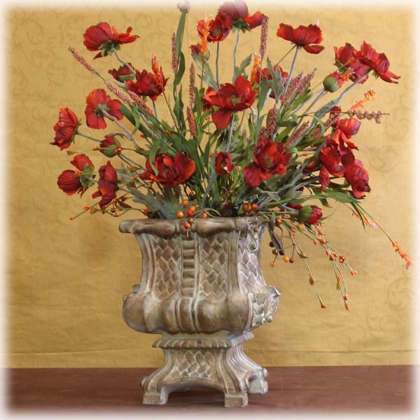 G2034 Valencia Urn