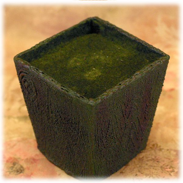 G2179 Woodland Garden Pot