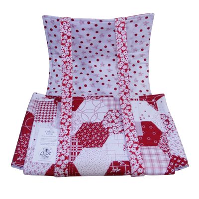 KL877CC  Red Hexagons Casserole Carrier