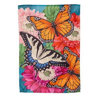 DO303G Spread Your Wings Garden Flag