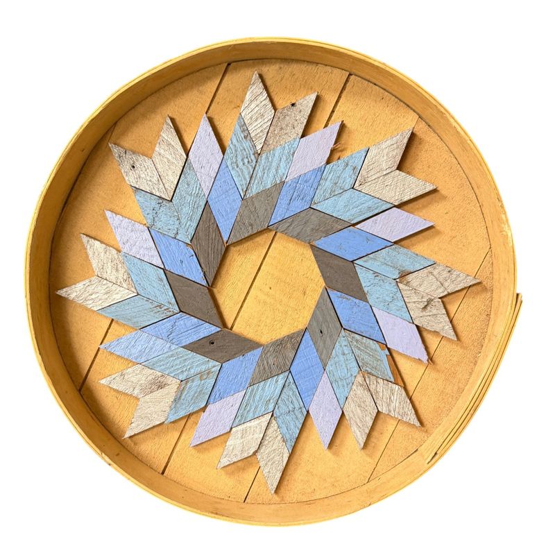 WQWR Wall Quilt Wreath