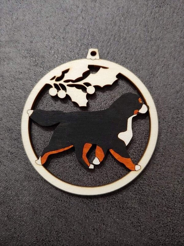D&#39;Bern Designe Bernese wooden ornament