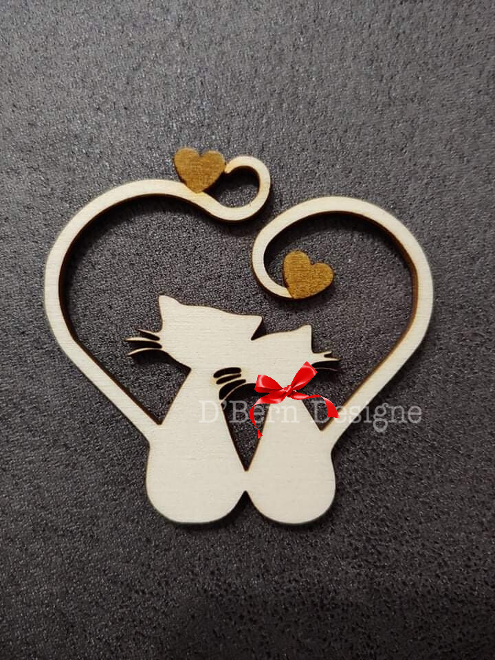 D&#39;Bern Designe Cat wooden ornament