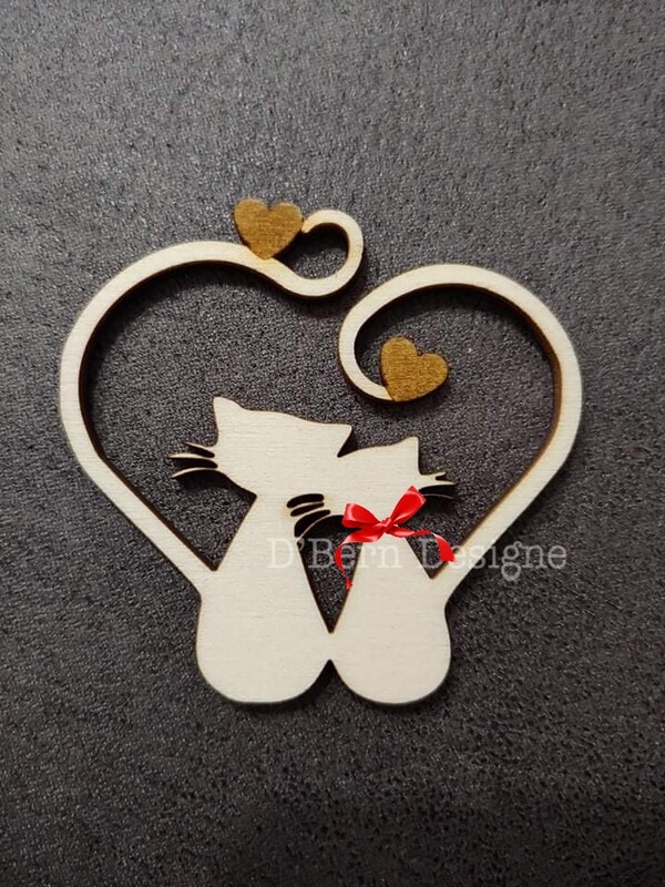 D&#39;Bern Designe Cat wooden ornament