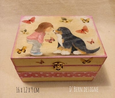 D&#39;Bern Designe Wooden Treasure box Puppy