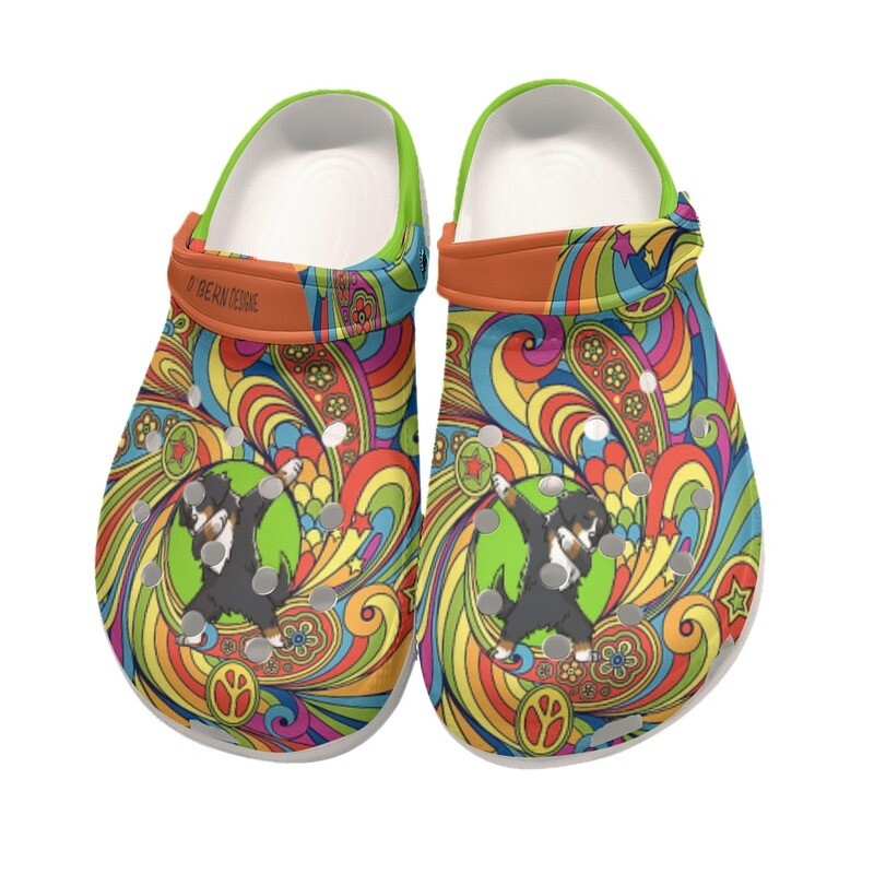 D&#39;Bern Designe GrOOvy Bernese Clogs 4