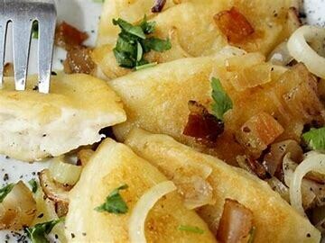 Christmas Polish Potato & Farmer Cheese Pierogi 12-piece 15 oz (425g) Package - ORDER & PRE-PAY (recommended for shipping customers)