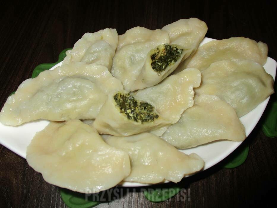 Polish Potato, Spinach, & Feta Pierogi 12-piece 15 oz (425g) Package - ORDER & PRE-PAY (recommended for shipping customers)