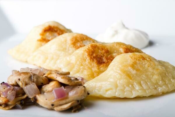 Polish Potato & Mushroom Truffle Pierogi 12-piece 15 oz (425g) Package - ORDER & PRE-PAY (recommended for shipping customers)