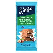 E. Wedel Extra Milk with Hazelnuts (Ekstra Mleczna z Orzechami) 3.2 oz (90g)