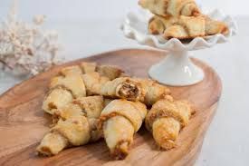 Polish Rugelach with Apricot (Rogaliki) Package 12 oz (340g)