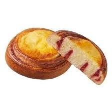 Imported Danish with Farmer Cheese and Raspberry 4.2 oz (120g)