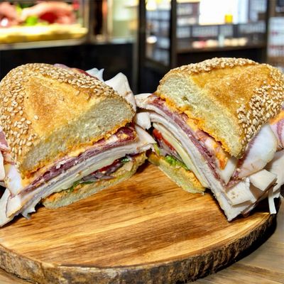 Italian 9" Stallion Hoagie Sandwich (All Condiments from Europe) Italian 9" Stallion Hoagie Sandwich (All Condiments from Europe)