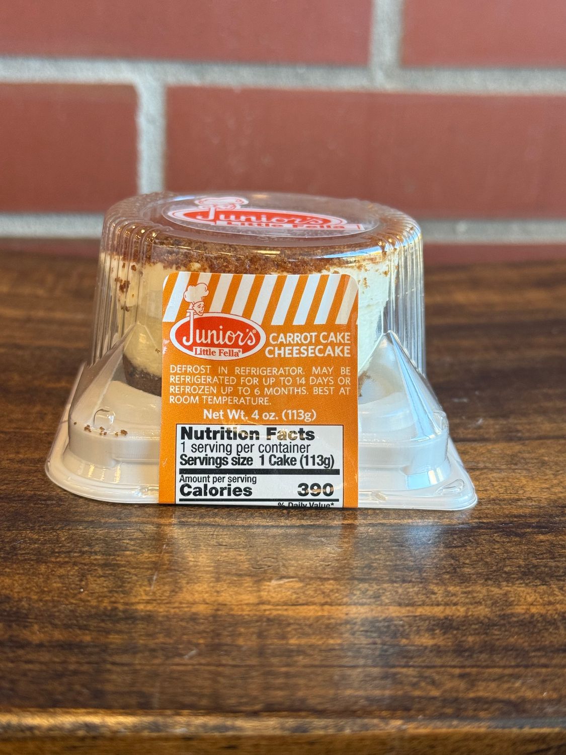 Juniors Carrot Cake Little Fella Cheesecake 4 oz (113g)