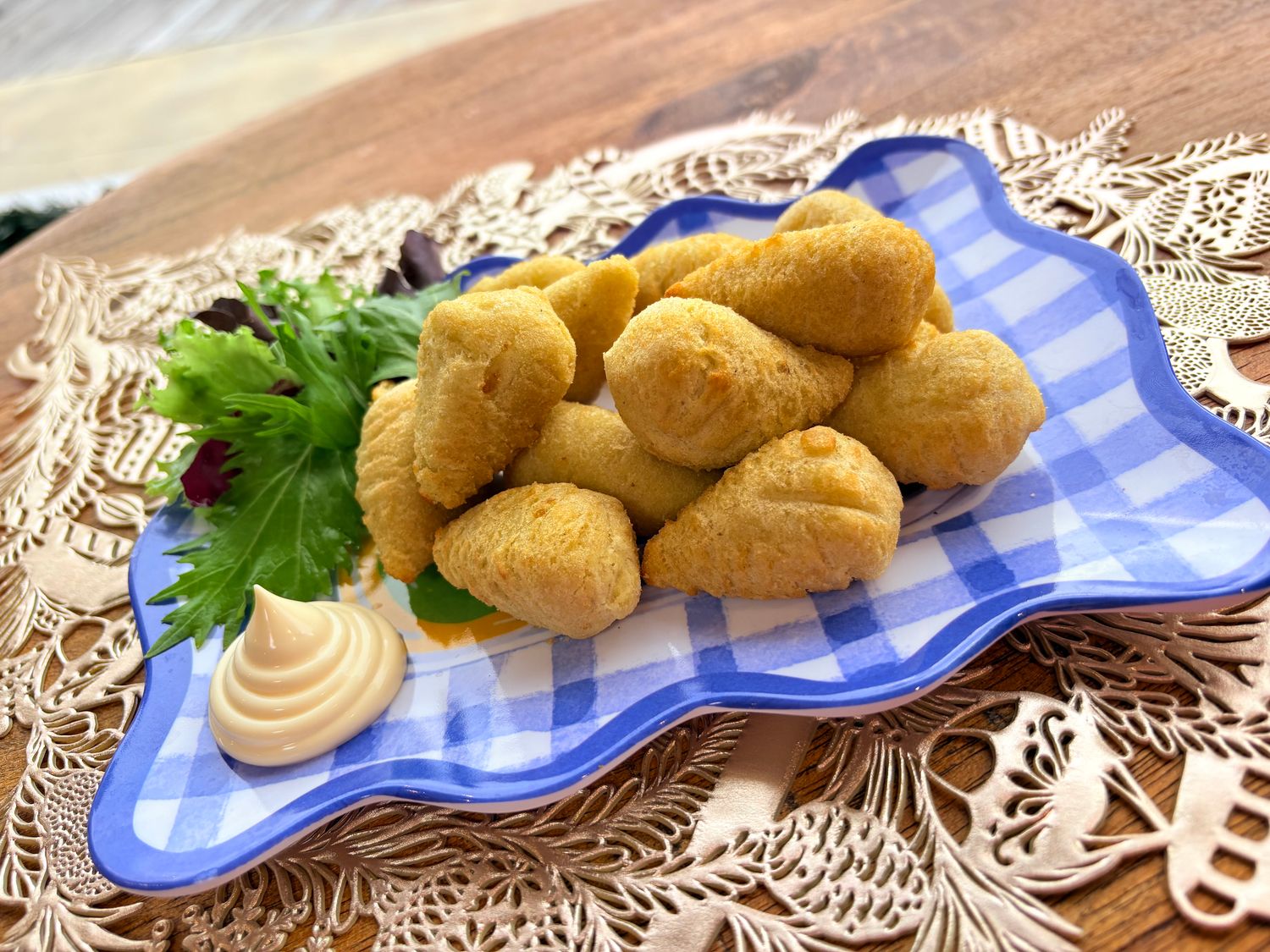 Pinecone-Shaped or Nut-Shaped Potatoes Pinecone-Shaped or Nut-Shaped Potatoes