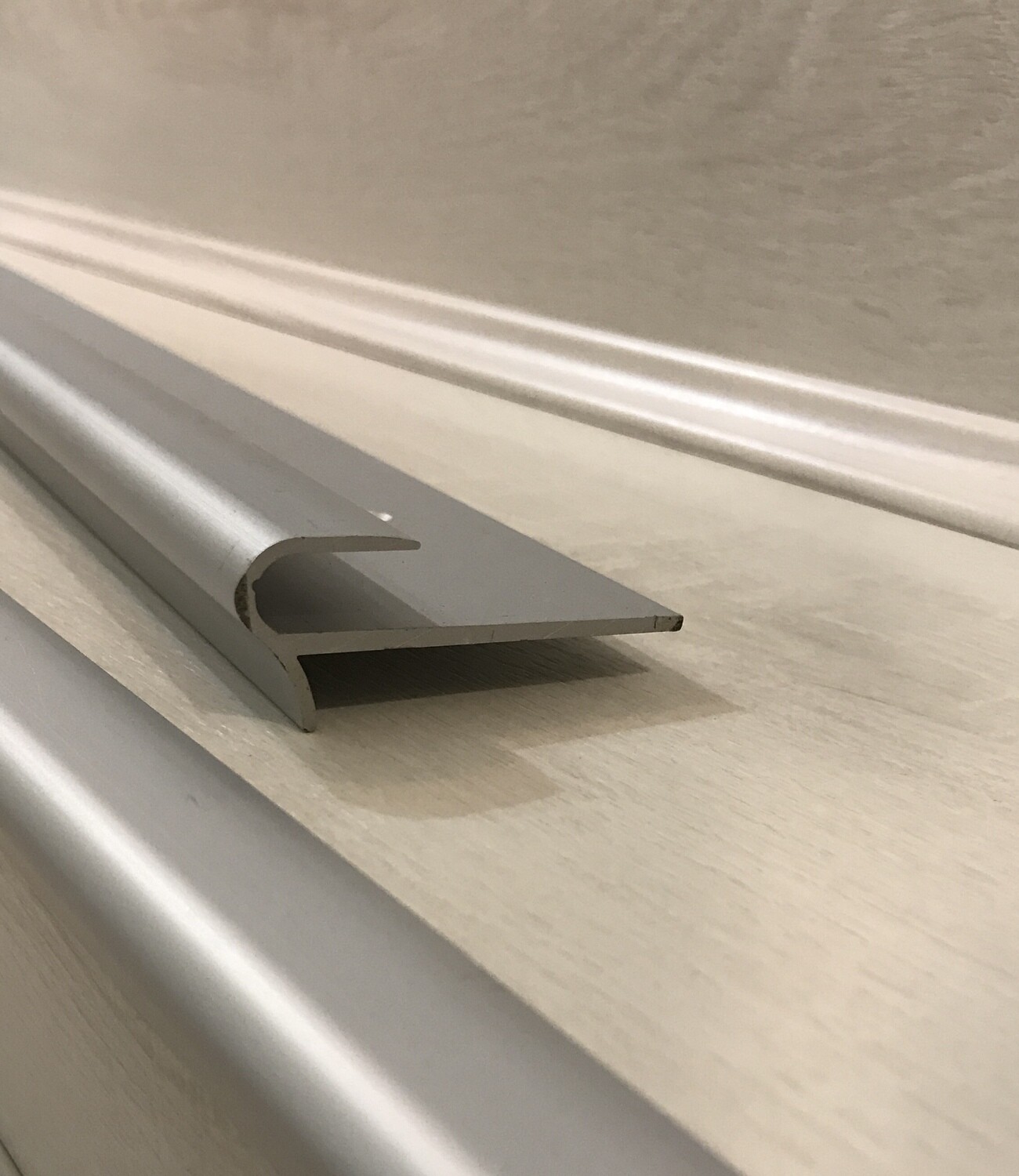 Easy Fit Aluminium Stair Nose 2.7m