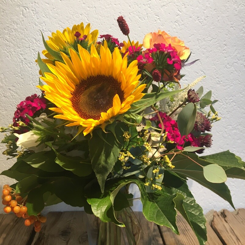 Sonnenblumenstrauss mittel