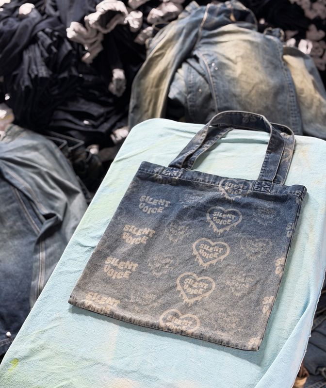 SV DENIM WASHED TOTE BAG
