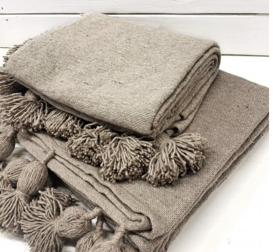 Pompom Plaid Taupe