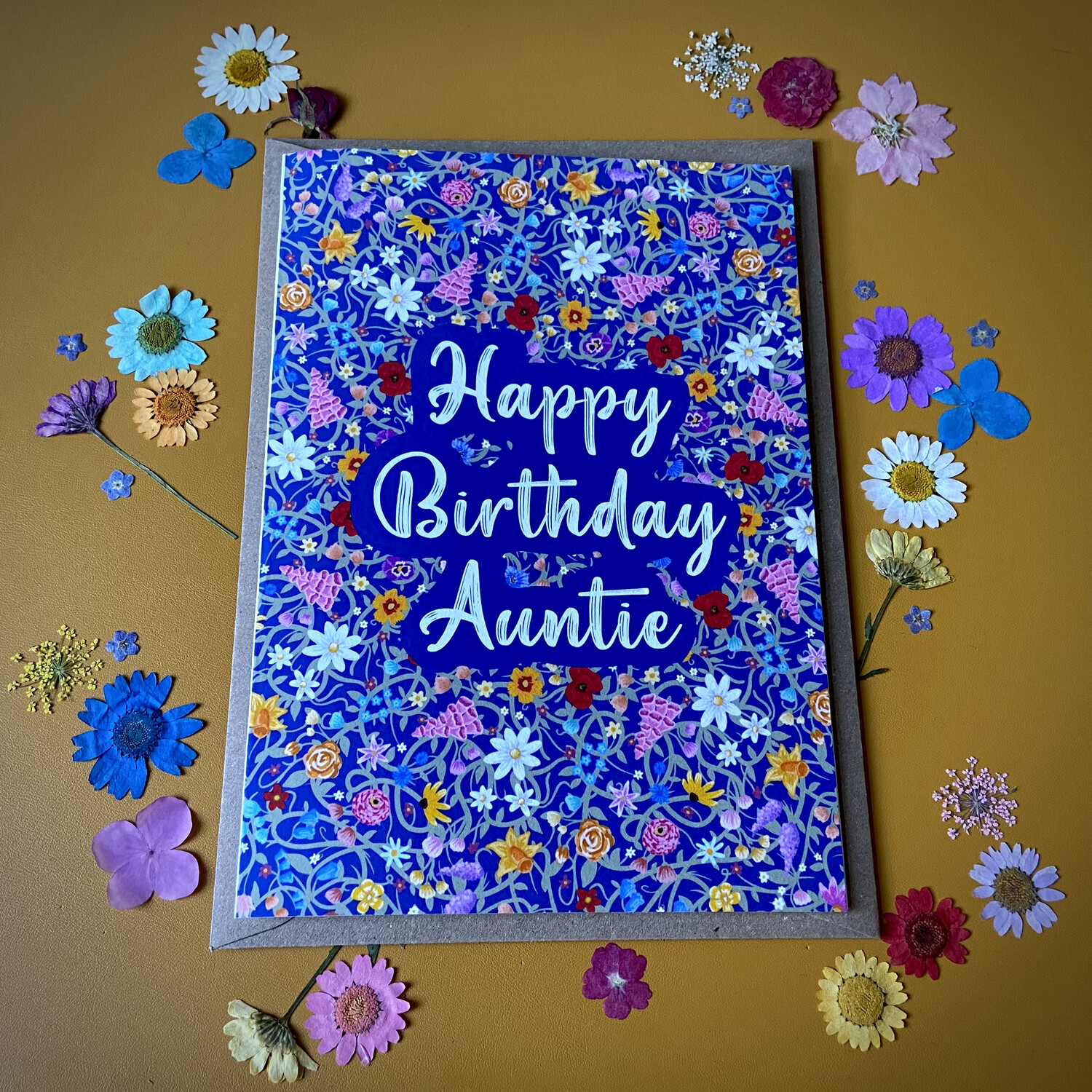 &#39;Happy Birthday Auntie&#39; Card