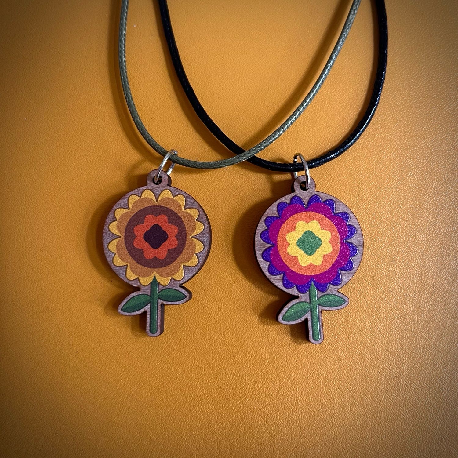 Retro Sunflower Wooden Pendant